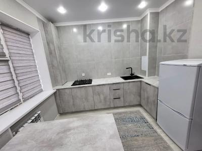 Пәтерлер в Мангистауской обл.: 1-бөлмелі пәтер · 40 м² · 1/4 қабат, мкр "Шыгыс 2", мкр "Шыгыс 2" 380 — вдоль дороги, бағасы: 10.8 млн 〒 1-бөлмелі пәтер · 40 м² · 1/4 қабат, мкр "Шыгыс 2", мкр "Шыгыс 2" 380 — вдоль дороги, бағасы: 10.8 млн 〒 в Актау, мкр "Шыгыс 2"