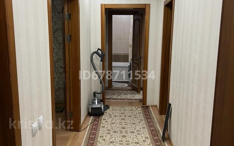 4-бөлмелі пәтер · 82.7 м² · 2/9 қабат, Камзина 60 — Спорт комплекс Баянтау, бағасы: 38.5 млн ₸ в Павлодаре — фото 2
