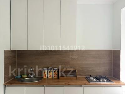 1-бөлмелі пәтер · 42 м² · 2/5 қабат, Жибек жолы 188, бағасы: 290 000 ₸ в Алматы, Алмалинский р-н
