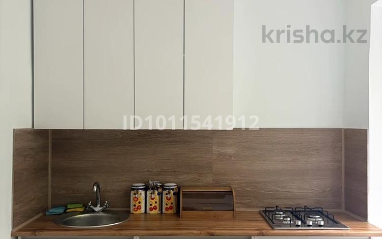 1-бөлмелі пәтер · 42 м² · 2/5 қабат, Жибек жолы 188, бағасы: 290 000 ₸ в Алматы, Алмалинский р-н — фото 2