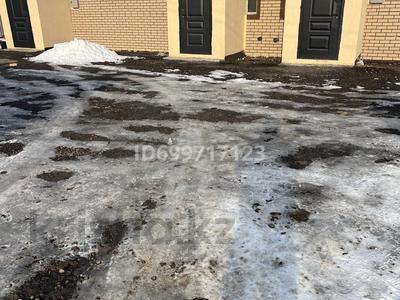 1-комнатная квартира · 33 м² · 1/1 этаж, Аныракай 117 за 150 000 〒 в Туздыбастау (Калинино)
