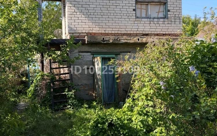 Дача · 2 комнаты · 20 м² · 8.7 сот., мкр Айгуль, Осиновая — Осиновая - Цветочная за 5.5 млн 〒 в Уральске — фото 6