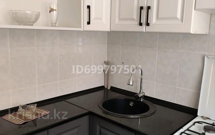 2-комнатная квартира · 46 м² · 1/5 этаж, 1 микр.он 9 — Баласагун за 15 млн ₸ в Таразе — фото 2