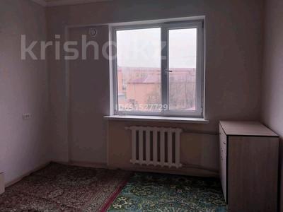 1-комнатная квартира, 12 м², 4/4 этаж, 11-й микрорайон, Уалиханова 243 74 — Магнума за 7 млн 〒 в Шымкенте, Енбекшинский р-н