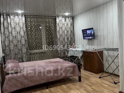 1-комнатная квартира · 40 м² · 5/5 этаж, 15 микр 27Б за 10 000 ₸ в Семее