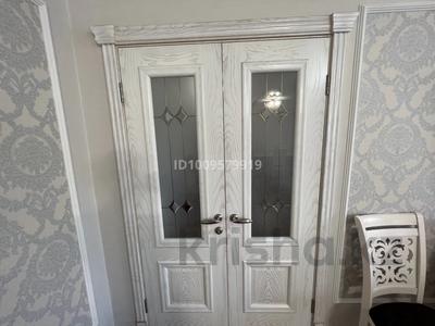 5-комнатная квартира · 120 м² · 3/7 этаж, Шернияза 23 за 37.5 млн 〒 в Актобе