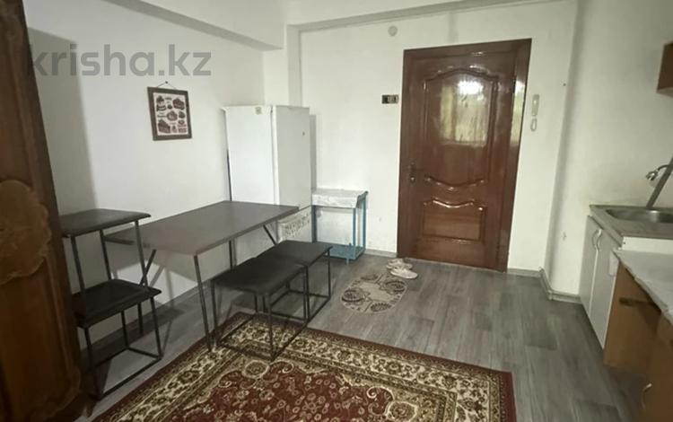 1-комнатная квартира · 18 м² · 3/5 этаж, Тынышбаева 1 за 95 000 ₸ в Алматы, Турксибский р-н — фото 9