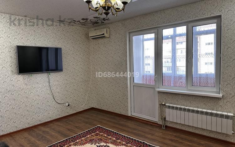 2-комнатная квартира, 69 м², 8/10 этаж помесячно, мкр Акбулак