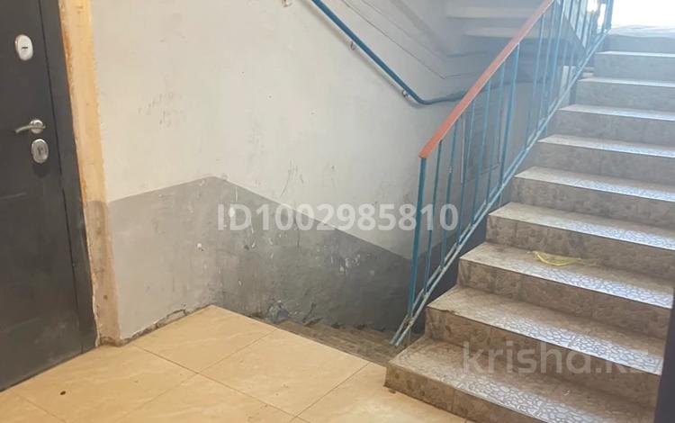 4-бөлмелі пәтер · 57.5 м² · 1/5 қабат, Ауэзова 52 б, бағасы: 25 млн ₸ в Атырау, мкр Жилгородок — фото 2