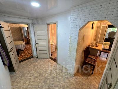4-комнатная квартира · 62 м² · 1/5 этаж, Байконурова 112 за 18 млн 〒 в Жезказгане