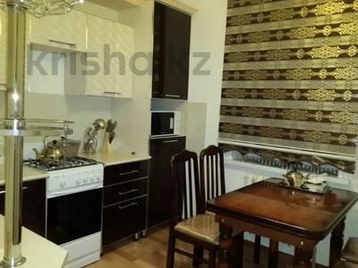 2-комнатная квартира · 60 м² · 2/5 этаж, Арай 3 82 за 12 000 〒 в 