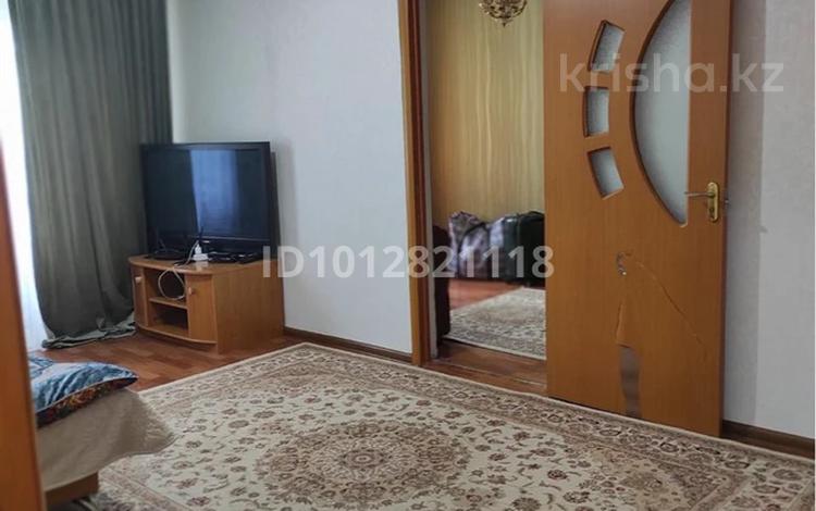 2-бөлмелі пәтер · 58 м² · 4/5 қабат, Казыбек би 120 — Центр, бағасы: 100 000 ₸ в Таразе — фото 2