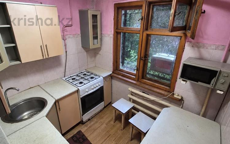 3-комнатная квартира · 61 м² · 1/5 этаж, Матросова 170 — р-н Циолковского за 17 млн ₸ в Уральске — фото 2