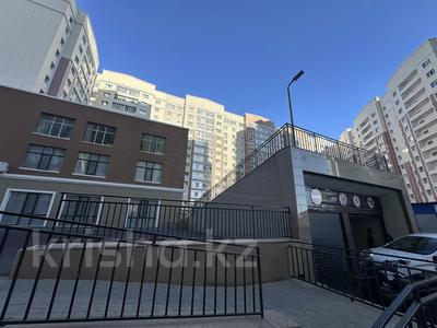 3-комнатная квартира · 111 м² · 12/13 этаж, Мукан Тулебаев 5 за 44 млн 〒 в Астане, Алматы р-н