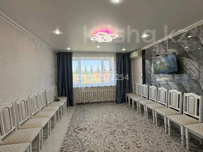 Продажа квартир в Западно-Казахстанской обл.: 4-комнатная квартира · 79 м² · 5/5 этаж, Қаратөбе 30 за 38 млн 〒 4-комнатная квартира · 79 м² · 5/5 этаж, Қаратөбе 30 за 38 млн 〒 в Уральске