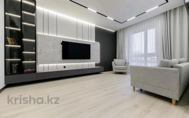 2-комнатная квартира, 71 м², 3/8 этаж, Сарайшык 6 — Atlant 3