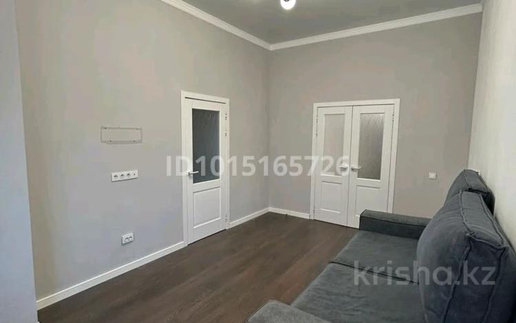 2-комнатная квартира · 53 м² · 3/8 этаж, Нажимеденова 16Е за 290 000 ₸ в Астане, Сарайшык р-н — фото 2