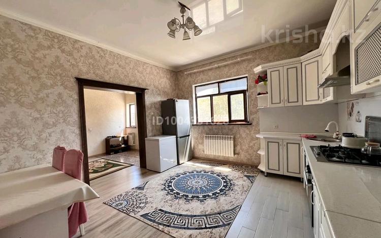 Отдельный дом · 4 комнаты · 900 м² · 9 сот., мкр Турксиб — Нуршайыкова 2переулок дом15 за 23 млн 〒 в Таразе — фото 2