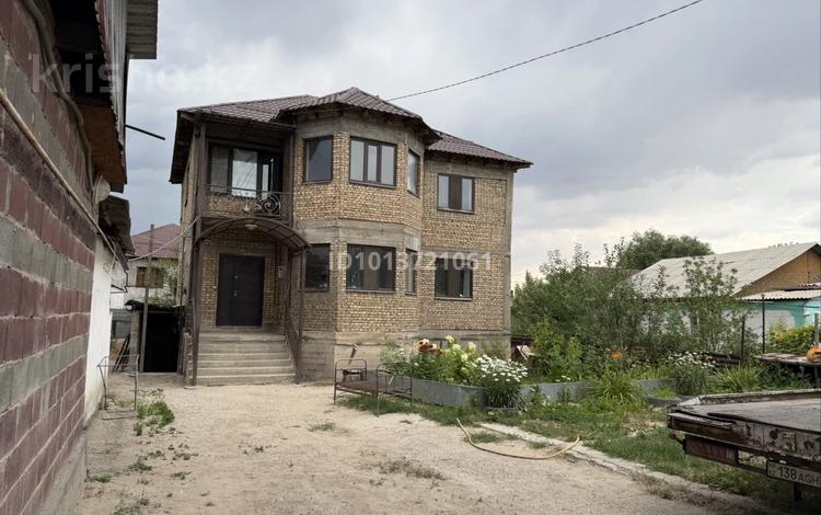Отдельный дом · 4 комнаты · 300 м² · 6 сот., мкр Шанырак-2 за 95 млн ₸ в Алматы, Алатауский р-н — фото 2