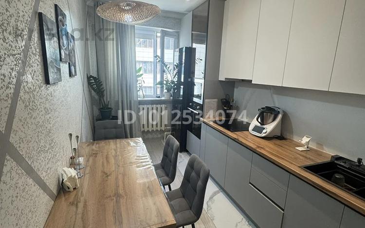 2-комнатная квартира · 57.4 м² · 5/9 этаж, Сауран 4 — ул. Достык с пересечением ул. Сауран за 39 млн ₸ в Астане, Есильский р-н — фото 2