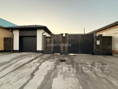 Отдельный дом · 5 комнат · 190 м² · 8 сот., Камал Шокенов 77 — В районе обл. Акимат за 65 млн 〒 в 