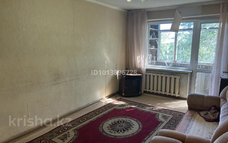 2-бөлмелі пәтер · 45 м² · 5/5 қабат, Рыскулова 13, бағасы: 14 млн ₸ в Караганде, Казыбек би р-н — фото 2