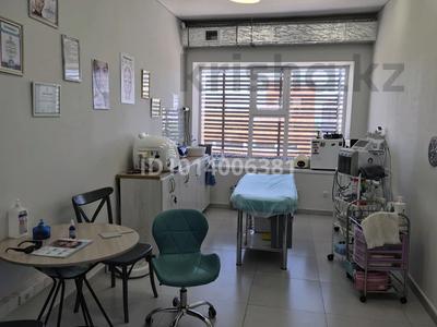 Сұлулық салондары · 17 м², бағасы: 60 000 ₸ в Актау, 4-й мкр