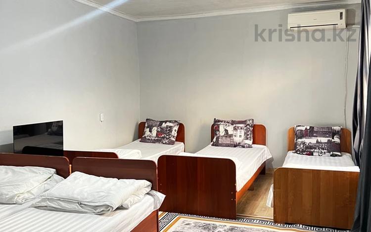 3-комнатная квартира · 60 м², КудасаЖунисбекова 37 за 5 000 ₸ в Туркестане — фото 2