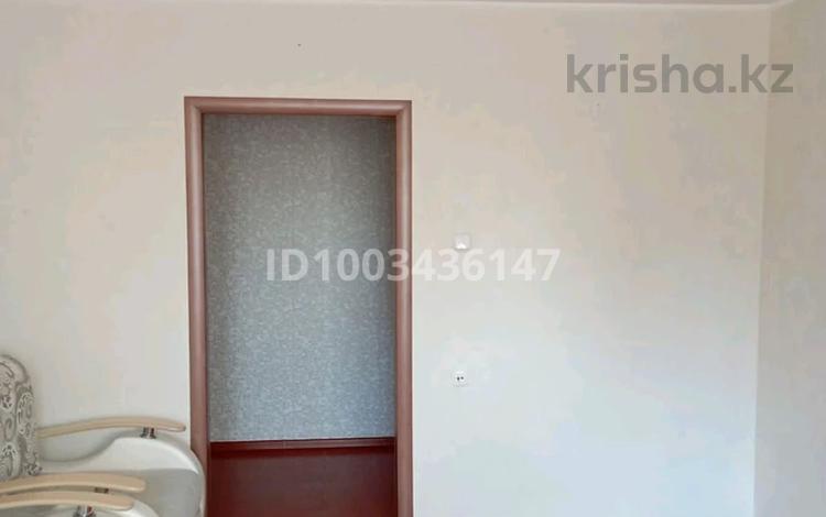 3-комнатная квартира · 70 м² · 1/9 этаж, 6а микрорайон 2 — Возле наурыза за 15 млн ₸ в Лисаковске — фото 2