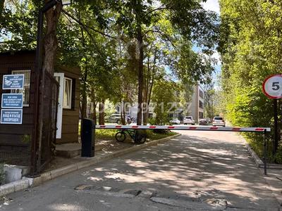 3-бөлмелі пәтер · 89.9 м² · 1/3 қабат, Казыбек би 18, бағасы: 55 млн ₸ в Усть-Каменогорске