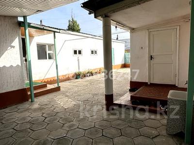Отдельный дом • 5 комнат • 150 м² • 12 сот., Комарова 17 за 15 млн 〒 в Сарыкемере