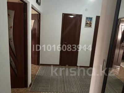 3-бөлмелі пәтер · 90 м² · 5/5 қабат, Арай-2 ш/а., бағасы: 25 млн ₸ в Таразе, мкр Арай-2
