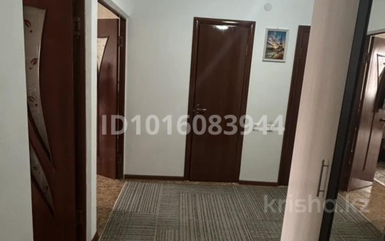 3-бөлмелі пәтер · 90 м² · 5/5 қабат, Арай-2 ш/а., бағасы: 25 млн ₸ в Таразе, мкр Арай-2 — фото 2
