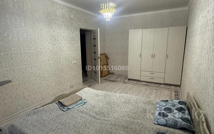 1-комнатная квартира · 50 м², 32В мкр 8/1 за 9 000 ₸ в Актау — фото 2