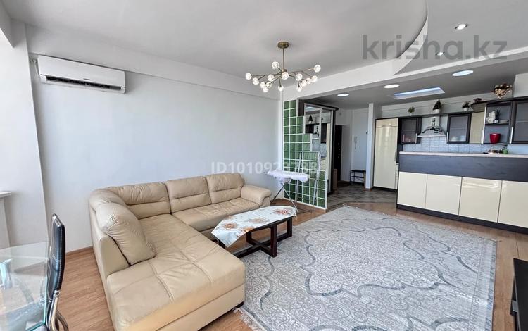 2-бөлмелі пәтер · 85 м² · 9/10 қабат, проспект Студенчекая 190Б, бағасы: 300 000 ₸ в Атырау — фото 8