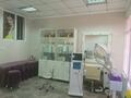 Еркін, кеңселер, дүкендер мен бутиктер, қоймалар, жқб, автосервистер мен көлік жуу, қоғамдық тамақтану орны, сұлулық салондары, ауыл шаруашылығы, монша, қонақ үй және демалыс орындары, медорталықтар мен дәріханалар, білім орталықтары, ойын-сауық · 63 м², бағасы: 42 млн ₸ в Шымкенте, Аль-Фарабийский р-н — фото 7