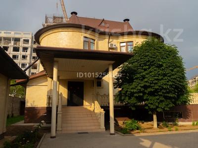 Отдельный дом · 7 комнат · 600 м² · 15 сот., мкр Акжар 9 — Келимбетова за 2.3 млн ₸ в Алматы, Наурызбайский р-н