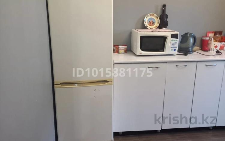 2-бөлмелі пәтер · 50 м² · 2/7 қабат, 16-ш/а. 28, бағасы: 180 000 ₸ в Актау, 16-й мкр  — фото 4