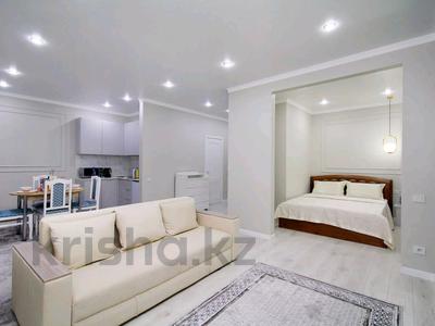 Аренда квартир по часам в Алматы: 1-комнатная квартира · 50 м² · 11/13 этаж, Макатаева — Шарипова за 2 000 〒 1-комнатная квартира · 50 м² · 11/13 этаж, Макатаева — Шарипова за 2 000 〒 в Алматы, Алмалинский р-н