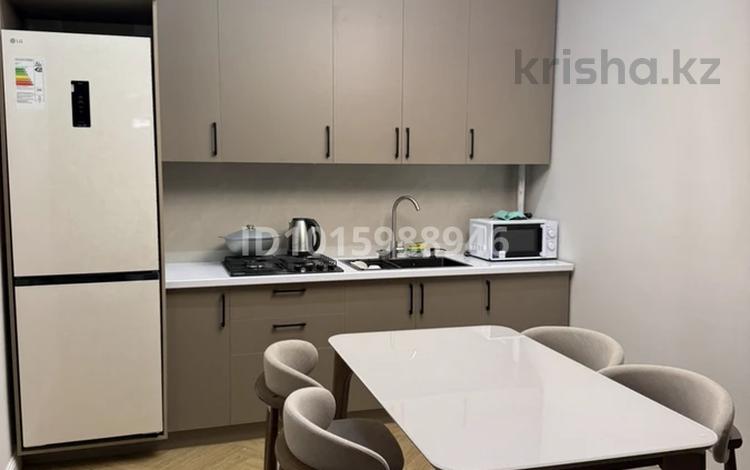 2-комнатная квартира · 70 м² · 7/9 этаж, мкр Нурсат 79 за 300 000 ₸ в Шымкенте, Каратауский р-н — фото 2