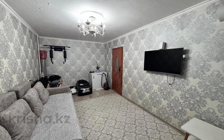 3-бөлмелі пәтер · 61.4 м² · 2/5 қабат, Восток-2 ш/а. — Восток-2, Восток-3, Восток-5, бағасы: 18.3 млн ₸ в Караганде, Алихана Бокейханова р-н — фото 2