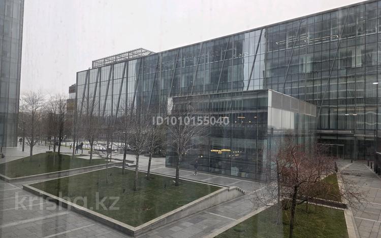 4-комнатная квартира · 181 м² · 4/22 этаж, Аль-Фараби 77/3 за 398 млн ₸ в Алматы, Бостандыкский р-н — фото 28