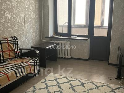 Пәтерлер в Атырауской обл.: 1-бөлмелі пәтер · 41 м² · 3/5 қабат, Қаныш Сәтбаев даңғылы, бағасы: 200 000 〒 1-бөлмелі пәтер · 41 м² · 3/5 қабат, Қаныш Сәтбаев даңғылы, бағасы: 200 000 〒 в Атырау