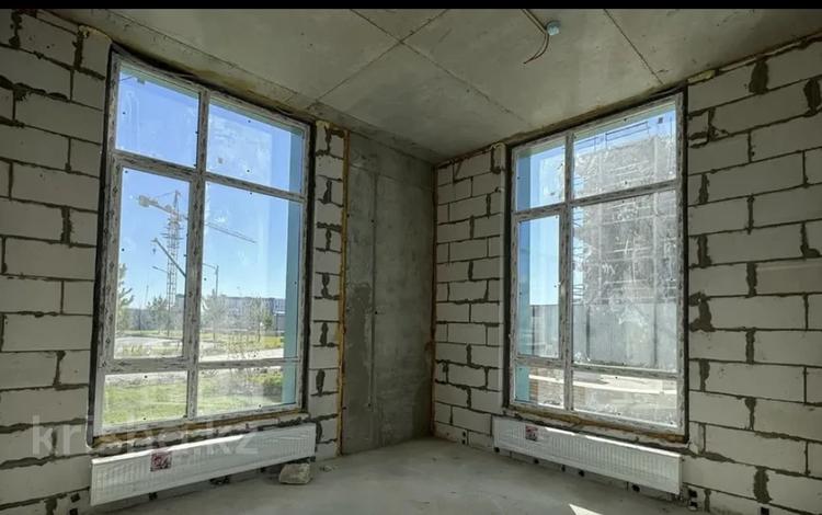 Свободное назначение, офисы, магазины и бутики, общепит, салоны красоты, медцентры и аптеки, образование, развлечения · 60 м² за 64 млн 〒 в Астане, Есильский р-н — фото 2