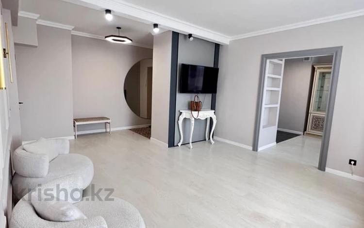 2-комнатная квартира · 67 м² · 12/14 этаж, Сыганак 54 за 350 000 ₸ в Астане, Есильский р-н — фото 2