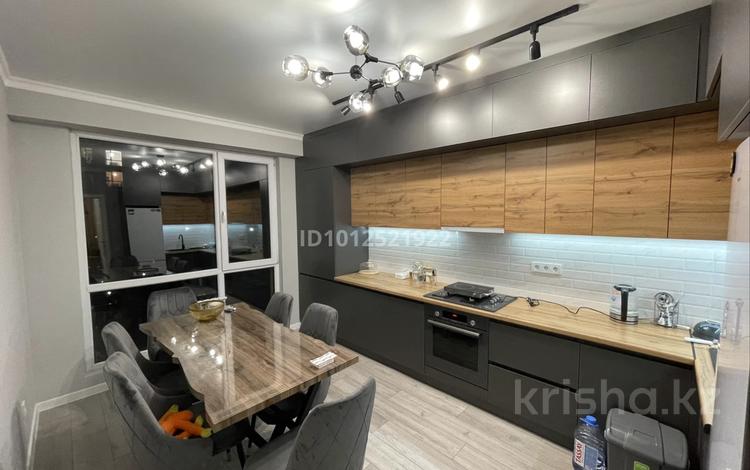 2-комнатная квартира · 60 м² · 4/10 этаж, Алтын Орда 6/9 — Алатау за 250 000 ₸ в Алматы, Наурызбайский р-н — фото 2