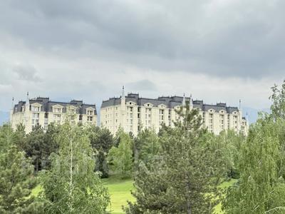 4-комнатная квартира · 166 м² · 3/3 этаж, мкр Мирас, Мкр. Мирас 73 73 — Садыкова за ~ 450.5 млн ₸ в Алматы, Бостандыкский р-н