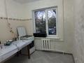 2-бөлмелі пәтер · 48.6 м² · 1/5 қабат, Жургенова, бағасы: 13 млн ₸ в Актобе, мкр. Курмыш — фото 3
