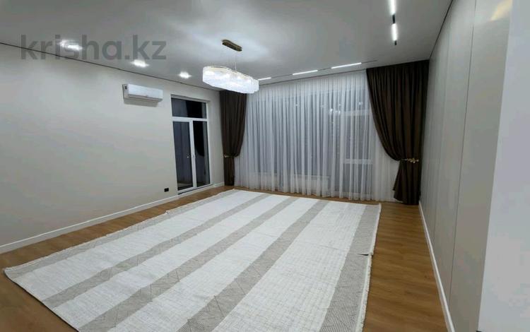 3-бөлмелі пәтер · 120 м² · 5/18 қабат, 19-ш/а. 7, бағасы: 63 млн ₸ в Актау, 19-й мкр — фото 2