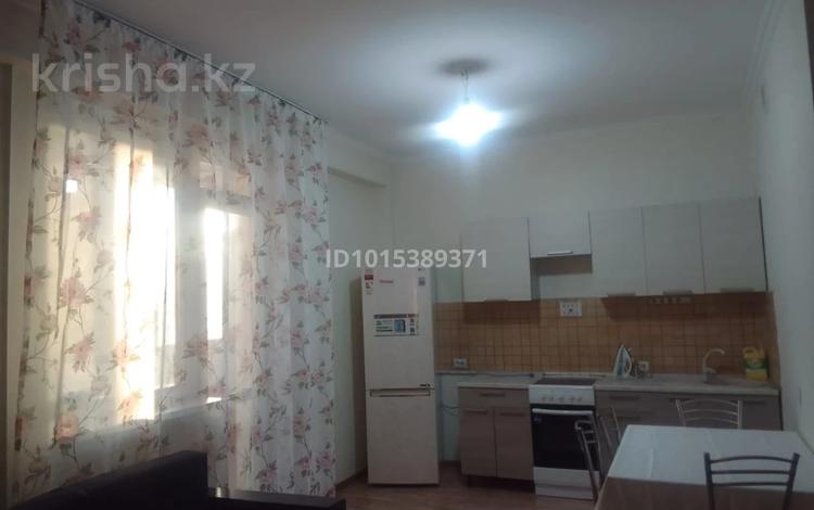 2-комнатная квартира · 64 м² · 5/12 этаж, Шамши Калдаяков 11 за 290 000 ₸ в Астане, Сарайшык р-н — фото 2